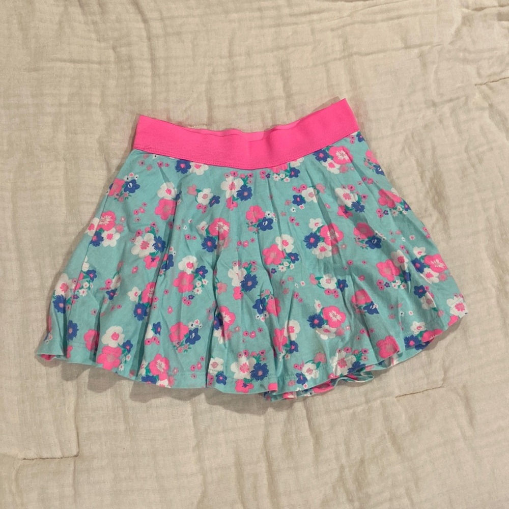 Floral jumping beans size 6 skort